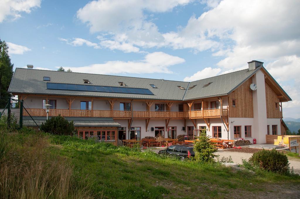 Jufa Hotel Hochrindl Exterior foto